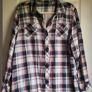Eddie Bauer Women’s Flannel Plaid Button up shirt Size XXL